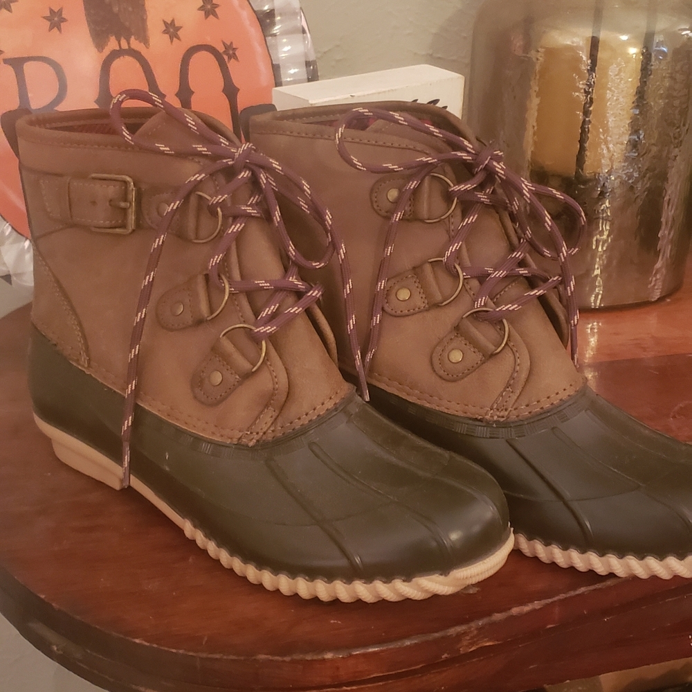 Duck Boots